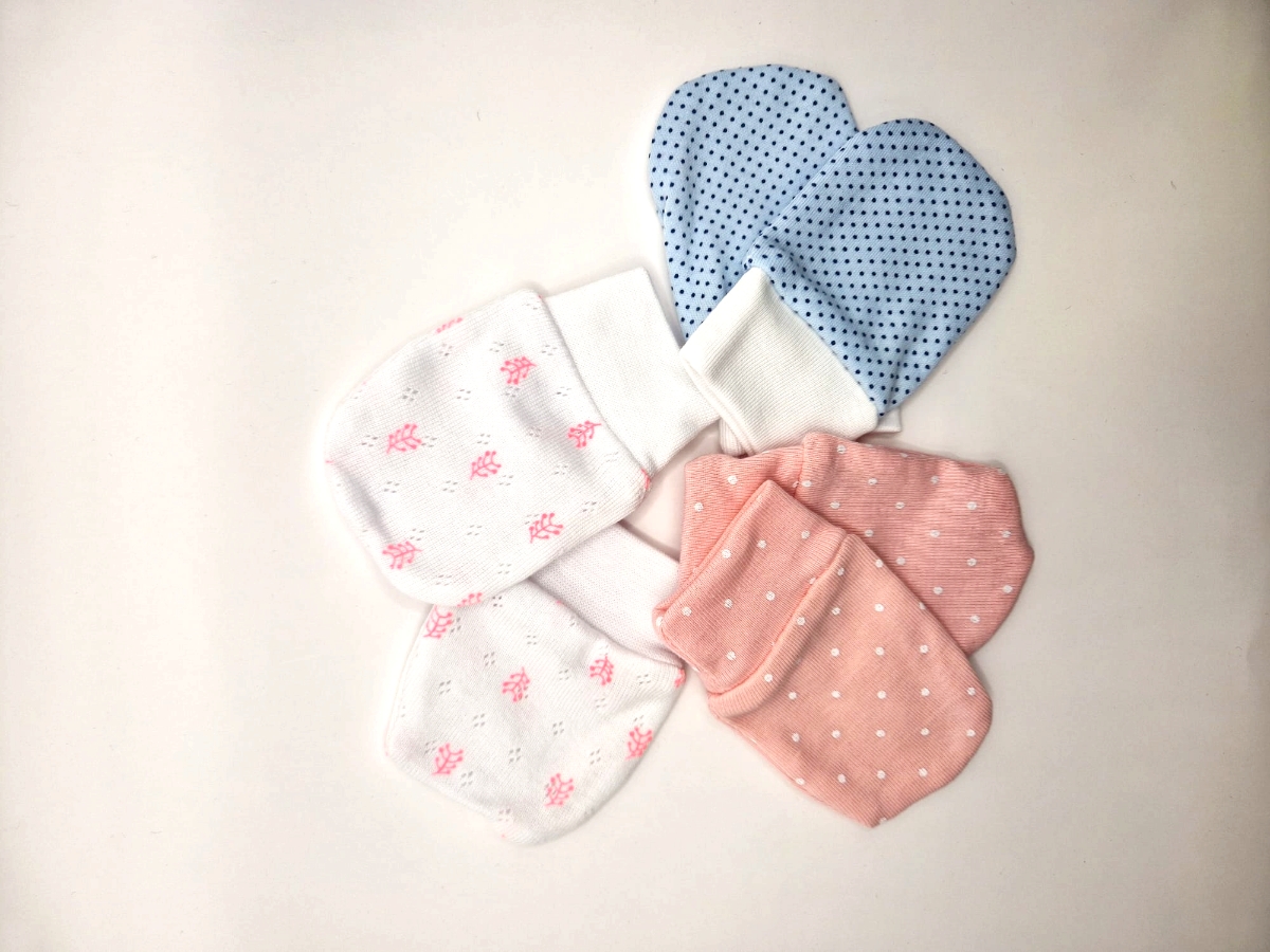 Rukavice pro novorozence 