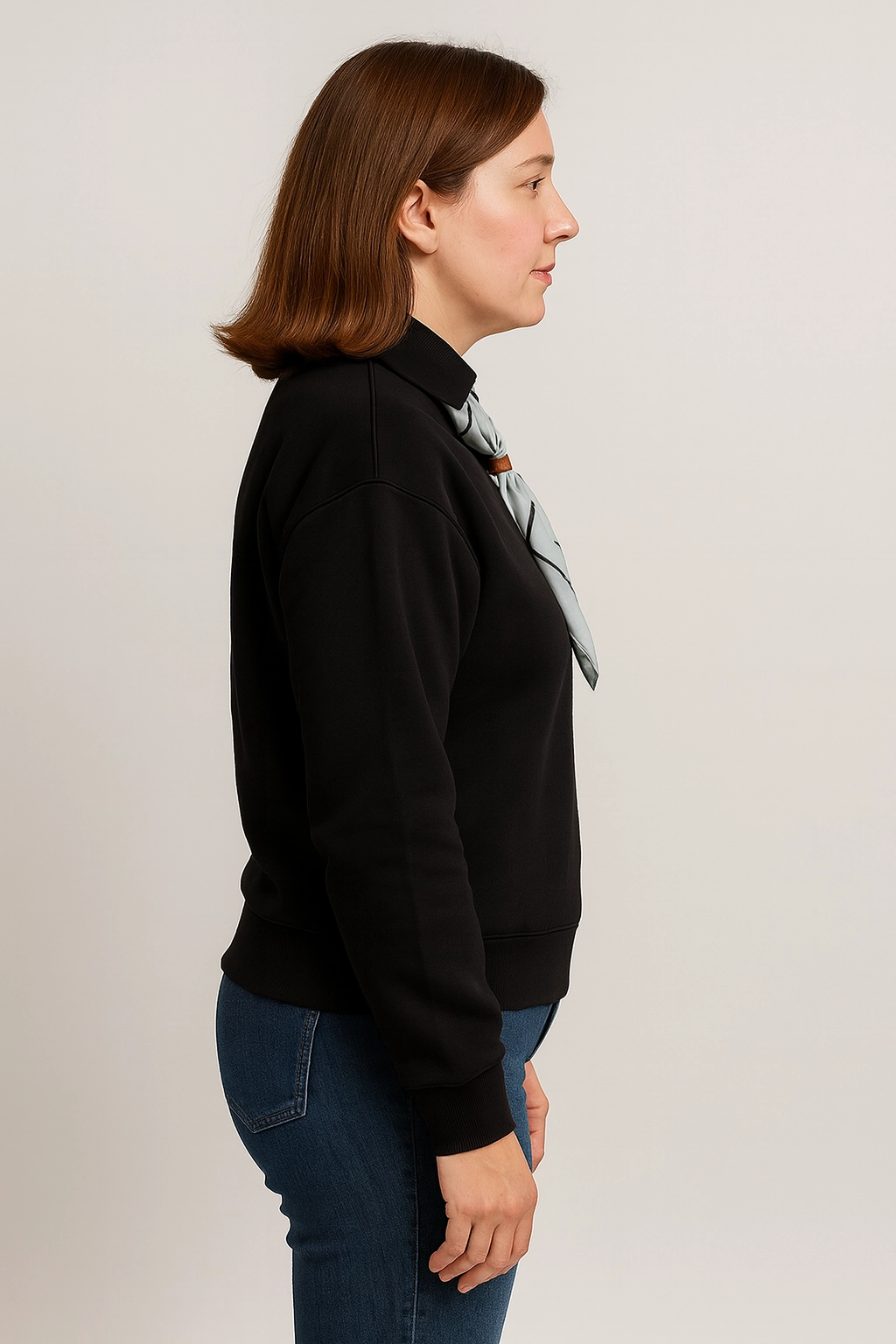 Dámská černá fleecová mikina s límečkem a šátkem