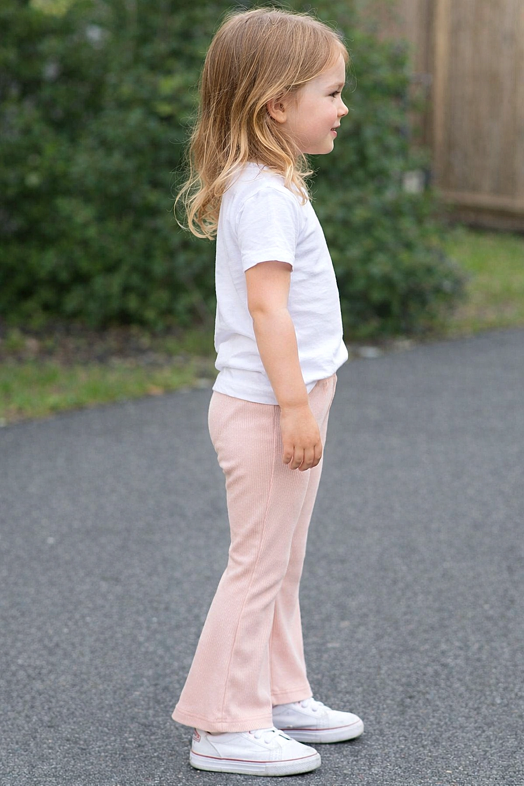 Dívčí legíny s rozšířené nohavice do zvonu 